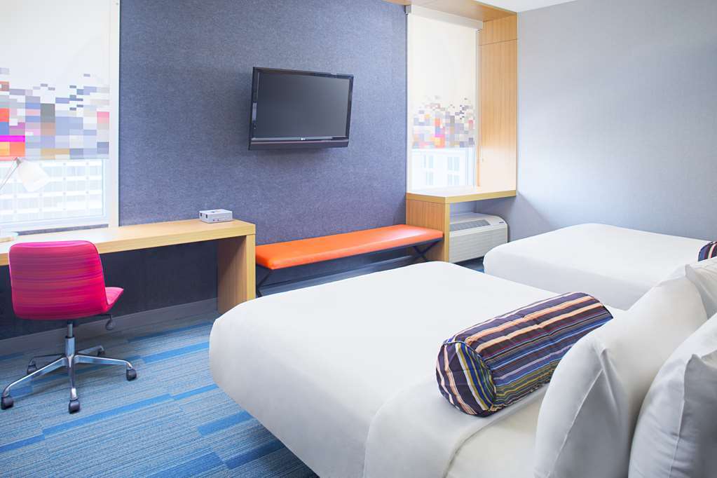 Aloft Charlotte City Center Номер фото